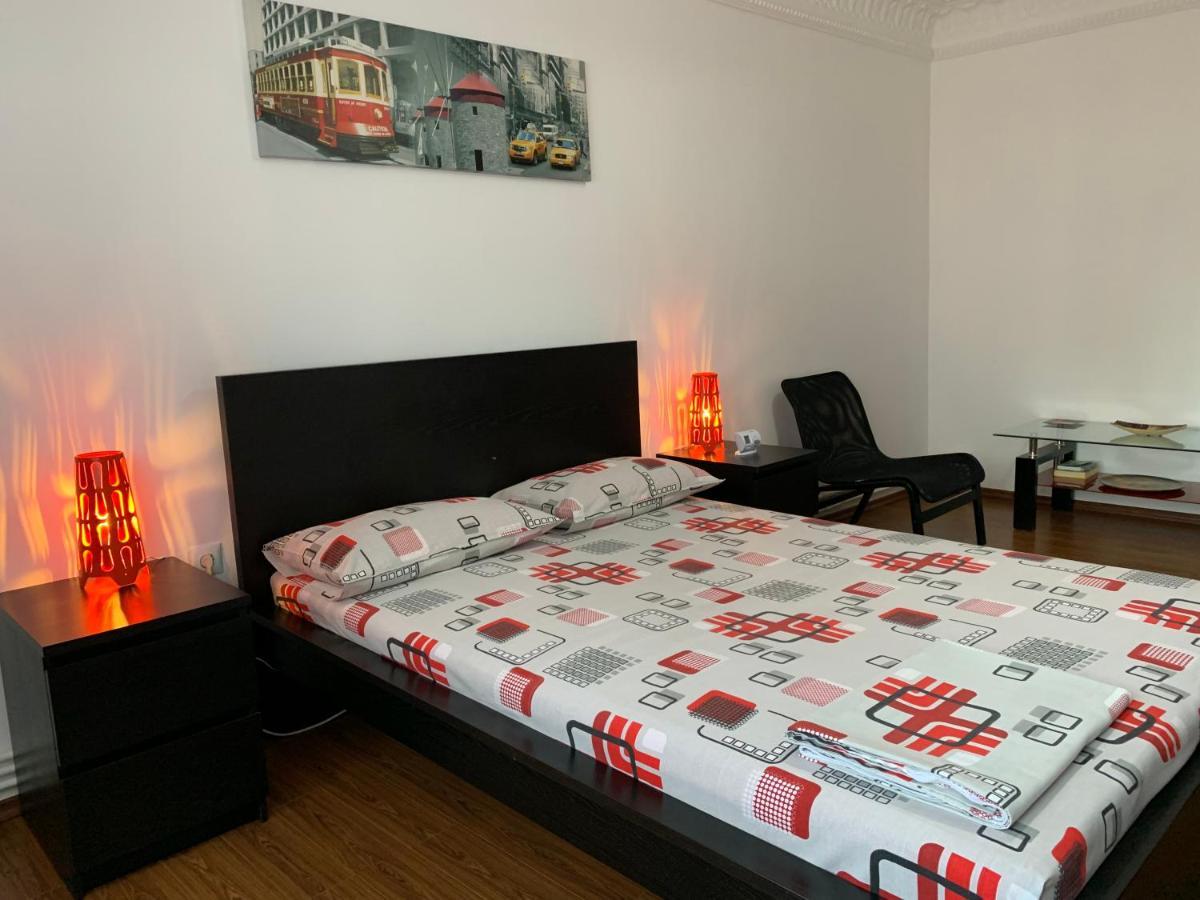 Galaţi Center Apartment מראה חיצוני תמונה